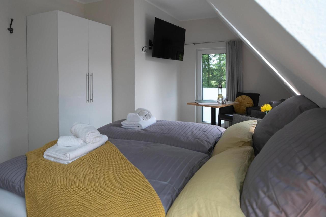 Plauderei Cafe Und Hotel Bad Zwischenahn Exteriör bild
